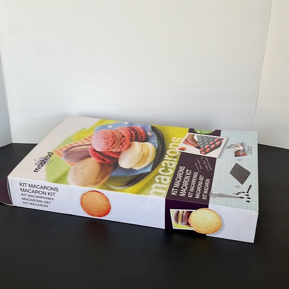 Mastrad Paris Macaron Kit - Picture 6 of 16